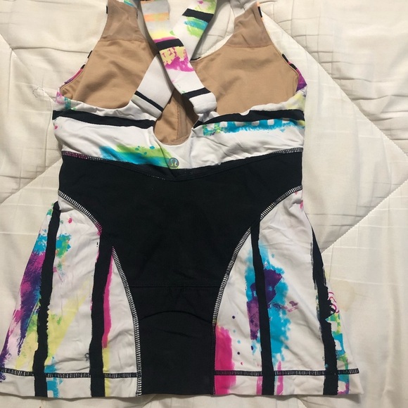 Lululemon Top Size 2 - Picture 2 of 3